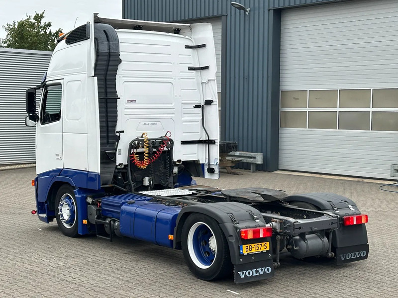 Volvo FH 400 Globe XL Mega / Full Air / 2 Tank / Euro 5 - Cap tractor: Foto 4 Volvo FH 400 Globe XL Mega / Full Air / 2 Tank / Euro 5 - Cap tractor: Foto 4