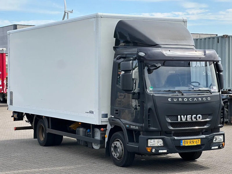 Iveco EuroCargo 180 Closed Box Saxas 12T / Lift / Euro 5 / Smart Tacho - Camion furgon: Foto 2 Iveco EuroCargo 180 Closed Box Saxas 12T / Lift / Euro 5 / Smart Tacho - Camion furgon: Foto 2