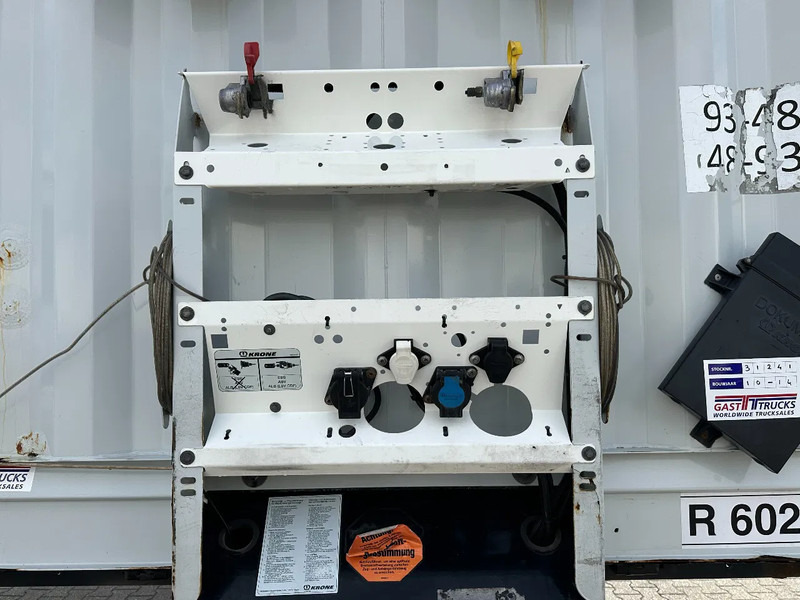 Krone SD Schuifzeil -Dak / SAF Disc / Huckepack / Apk! - Semiremorcă prelată: Foto 5 Krone SD Schuifzeil -Dak / SAF Disc / Huckepack / Apk! - Semiremorcă prelată: Foto 5
