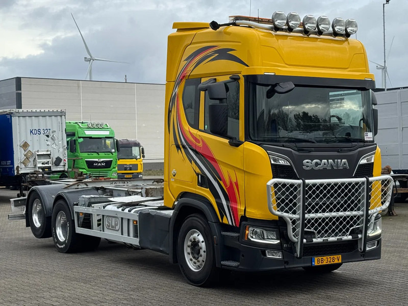 Scania R650 V8 6x2 WB 4.95mtr Retarder Full Air - Camion şasiu: Foto 2 Scania R650 V8 6x2 WB 4.95mtr Retarder Full Air - Camion şasiu: Foto 2