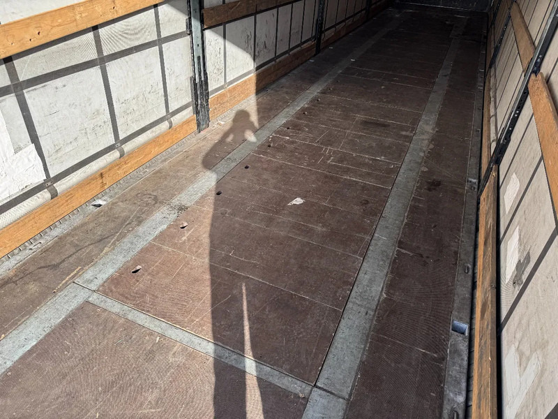 Schmitz Cargobull Schuifzeil -dak / Coil / Rotos-Disc - Semiremorcă prelată: Foto 5 Schmitz Cargobull Schuifzeil -dak / Coil / Rotos-Disc - Semiremorcă prelată: Foto 5