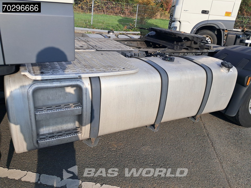 DAF XF 480 4X2 SSC Retarder 2xTanks ACC LED Standklima Euro 6 - Cap tractor: Foto 5 DAF XF 480 4X2 SSC Retarder 2xTanks ACC LED Standklima Euro 6 - Cap tractor: Foto 5