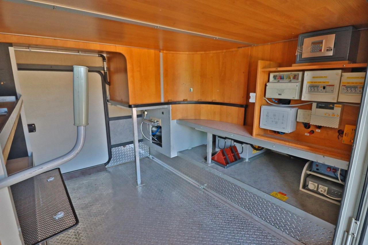 Concorde Charisma I920 FB - Festbett+Hubbett-TOP-ZUSTAND - Autorulotă integrată: Foto 5 Concorde Charisma I920 FB - Festbett+Hubbett-TOP-ZUSTAND - Autorulotă integrată: Foto 5
