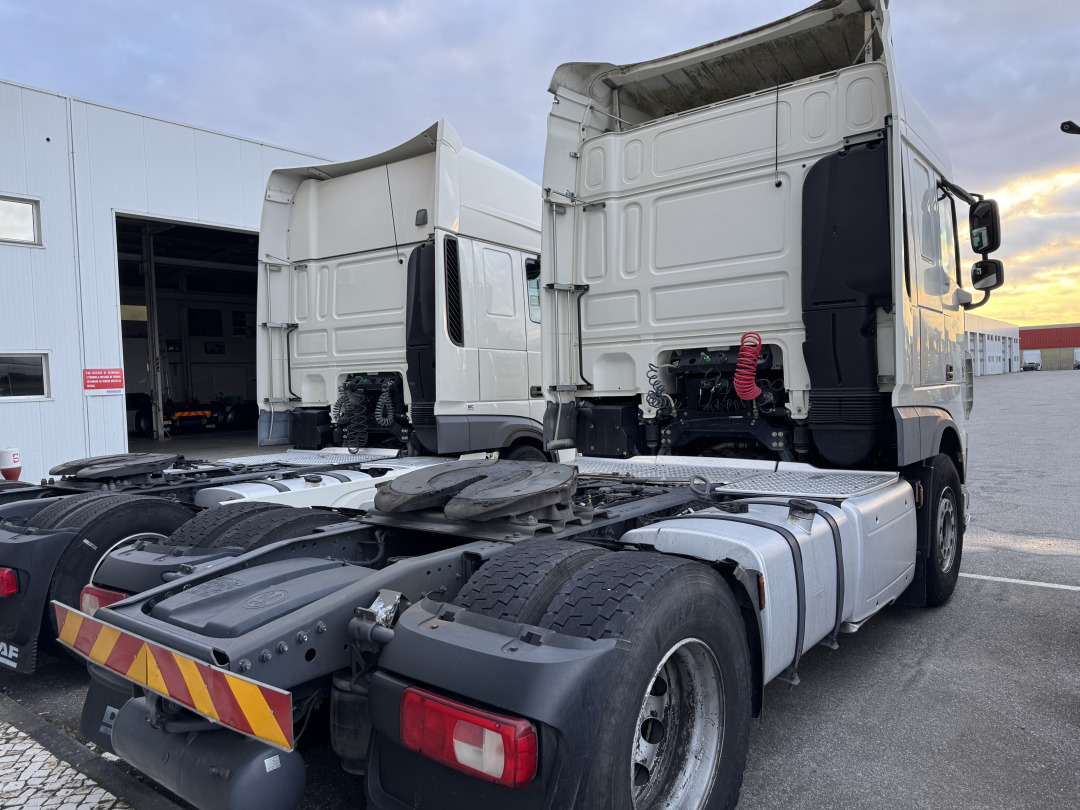 DAF XF 460 - Cap tractor: Foto 3 DAF XF 460 - Cap tractor: Foto 3