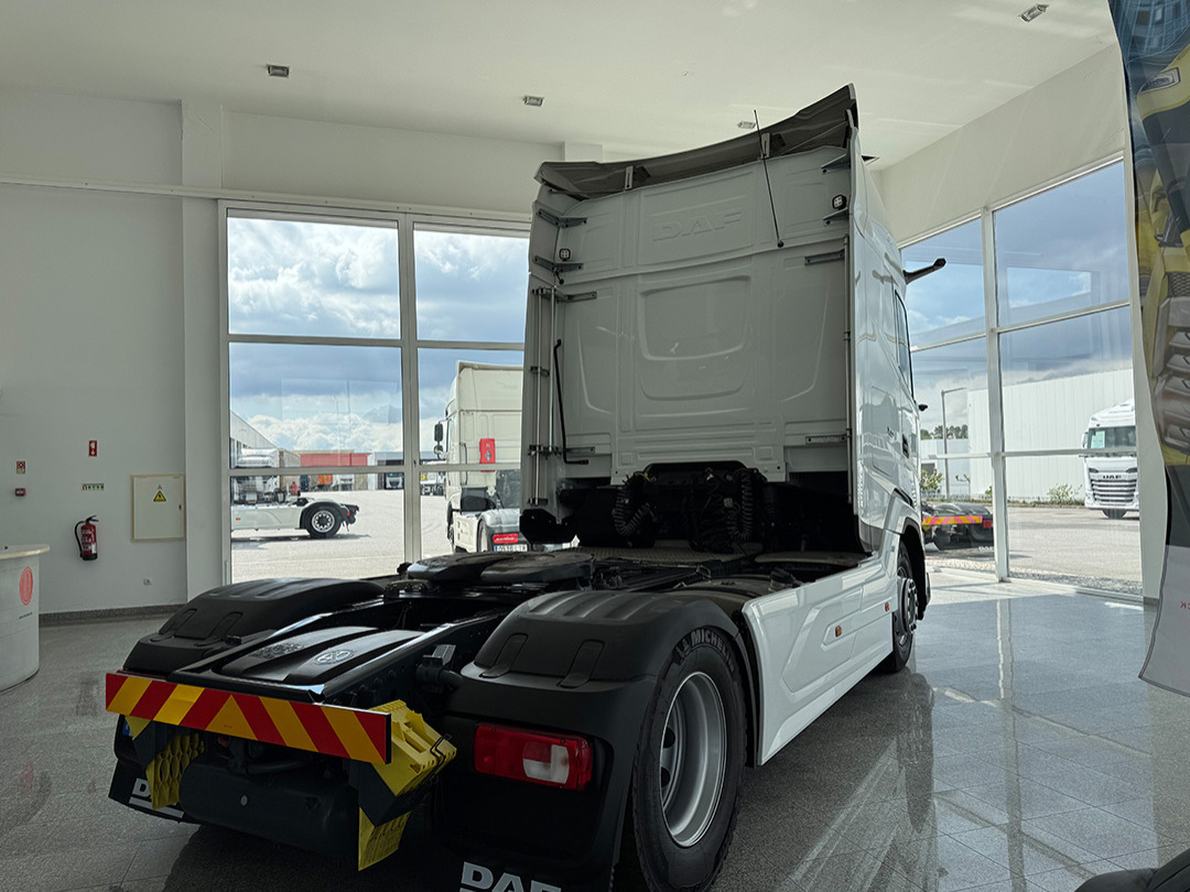 DAF XG 480 FT - Cap tractor: Foto 2 DAF XG 480 FT - Cap tractor: Foto 2