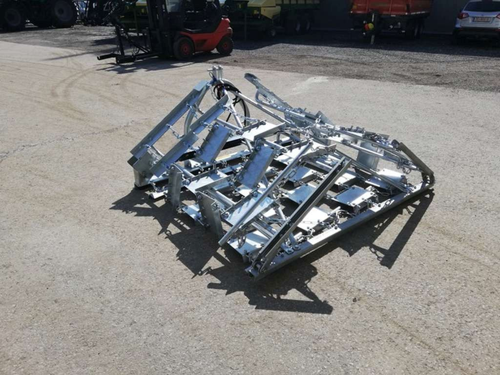 Gorenc Graser 4m R (14774) - Grapa de pajiste: Foto 5 Gorenc Graser 4m R (14774) - Grapa de pajiste: Foto 5