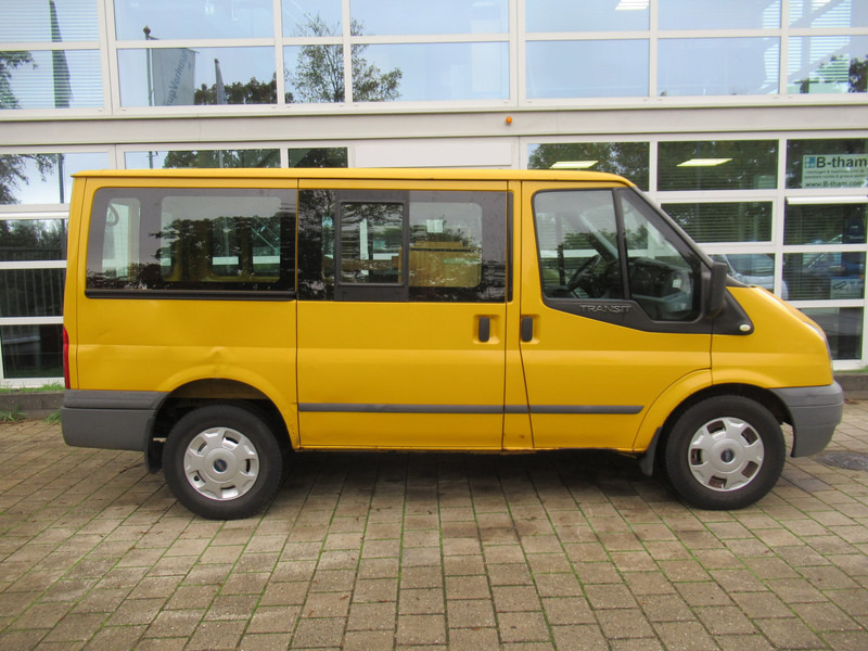 Ford Transit 140T330S 2.4 TDCI 103KW AWD 4x4 4WD - Autoutilitară compactă: Foto 2 Ford Transit 140T330S 2.4 TDCI 103KW AWD 4x4 4WD - Autoutilitară compactă: Foto 2