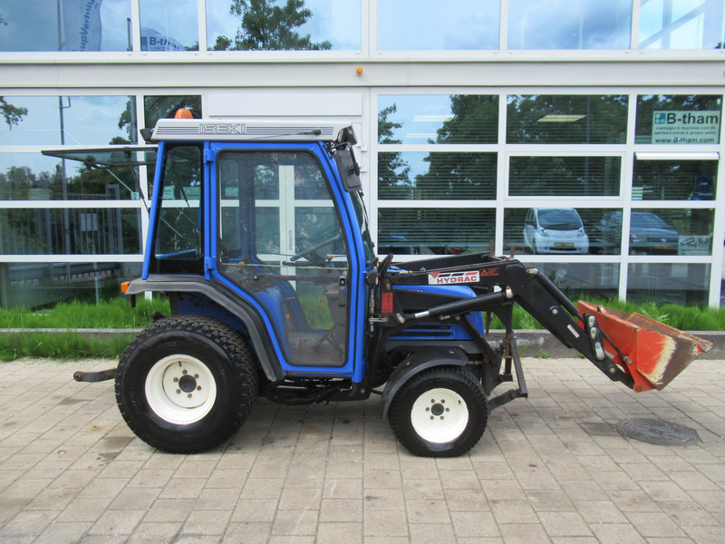 Iseki TF321H 4x4 + Cabine + Voorlader + Fronthef - Tractor agricol: Foto 5 Iseki TF321H 4x4 + Cabine + Voorlader + Fronthef - Tractor agricol: Foto 5