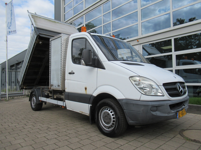 Mercedes-Benz Sprinter 310 2.2 CDI 70KW 366 3-Z./S./W. Kipper Tipper - Autoutilitară basculantă: Foto 4 Mercedes-Benz Sprinter 310 2.2 CDI 70KW 366 3-Z./S./W. Kipper Tipper - Autoutilitară basculantă: Foto 4