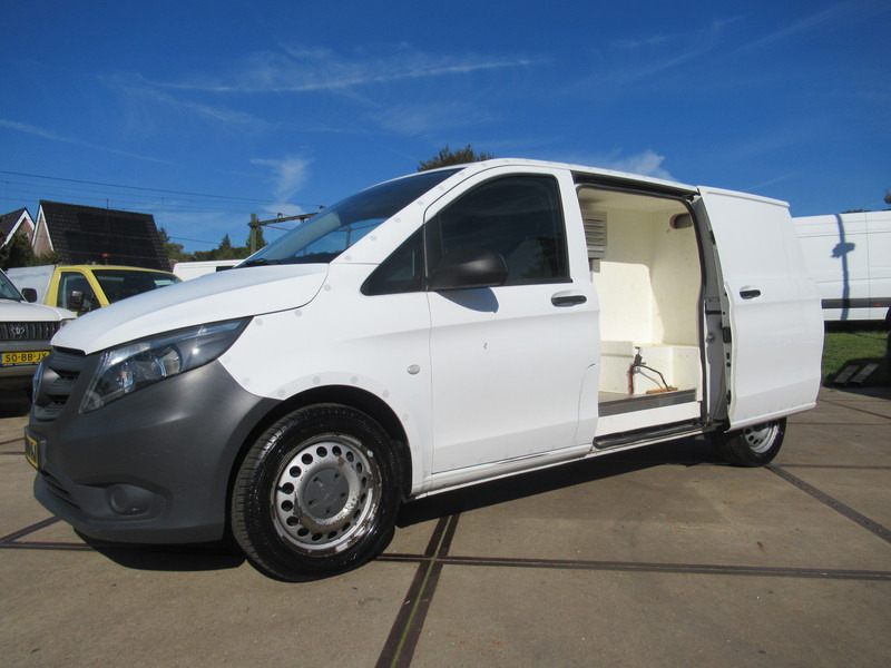 Mercedes-Benz Vito 639/5 4x4 113CDI DENSO koelinbouw - Autoutilitară frigorifica: Foto 3 Mercedes-Benz Vito 639/5 4x4 113CDI DENSO koelinbouw - Autoutilitară frigorifica: Foto 3
