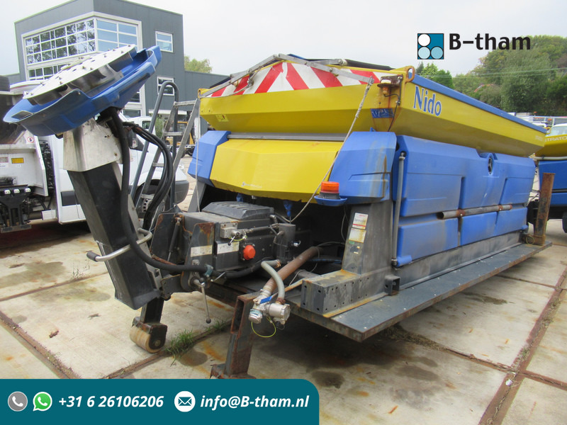 NIDO STRATOS B50-36 VESN-600P 5M3 + 2.400L Salzstreuer Salt Spreader - Sararita: Foto 1 NIDO STRATOS B50-36 VESN-600P 5M3 + 2.400L Salzstreuer Salt Spreader - Sararita: Foto 1
