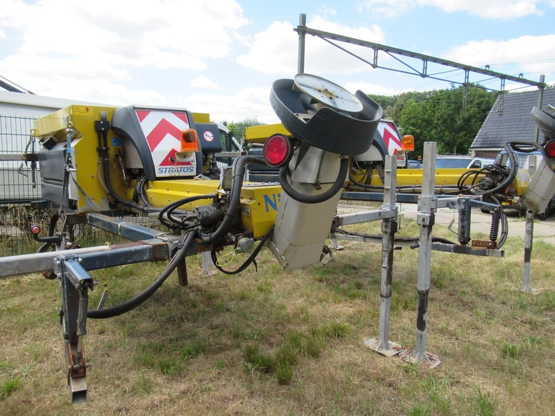 NIDO - Schmidt STRATOS B08-27 PALN 0,8m3 + 350 L Zoutstrooier - Sararita: Foto 5 NIDO - Schmidt STRATOS B08-27 PALN 0,8m3 + 350 L Zoutstrooier - Sararita: Foto 5