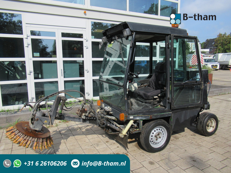 ROBERINE 1503 - 628 4WD Onkruidborstelmachine - Măturătoare stradală: Foto 1 ROBERINE 1503 - 628 4WD Onkruidborstelmachine - Măturătoare stradală: Foto 1