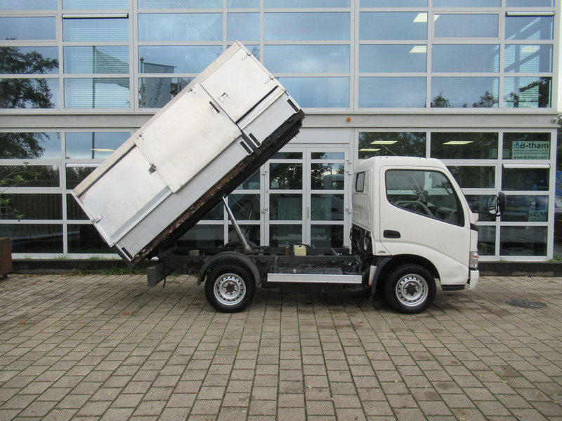Toyota Dyna 100 3.0 D-4D 80KW Comfort Veegvuilkipper Tipper - Autoutilitară basculantă: Foto 4 Toyota Dyna 100 3.0 D-4D 80KW Comfort Veegvuilkipper Tipper - Autoutilitară basculantă: Foto 4