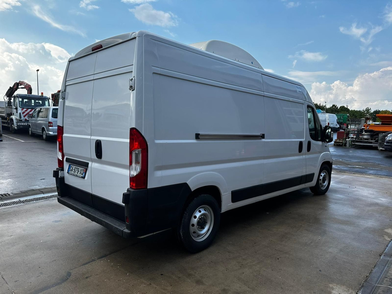 Fiat Ducato Isberg Pharma-Kühler -30°C/4°C/22°C - Autoutilitară frigorifica: Foto 4 Fiat Ducato Isberg Pharma-Kühler -30°C/4°C/22°C - Autoutilitară frigorifica: Foto 4
