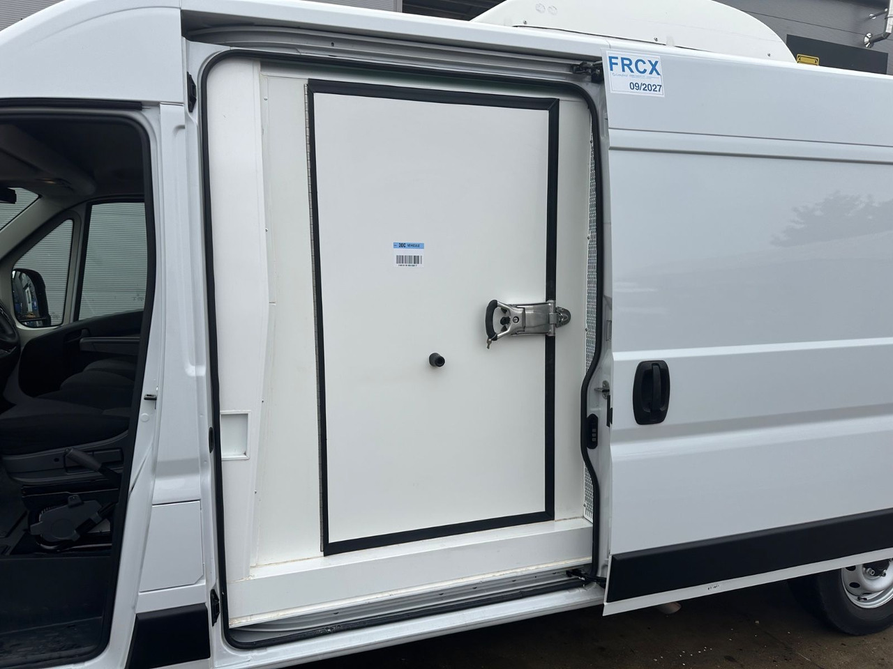 Autoutilitară frigorifica Fiat Ducato Isberg Pharma-Kühler -30°C/4°C/22°C: Foto 7