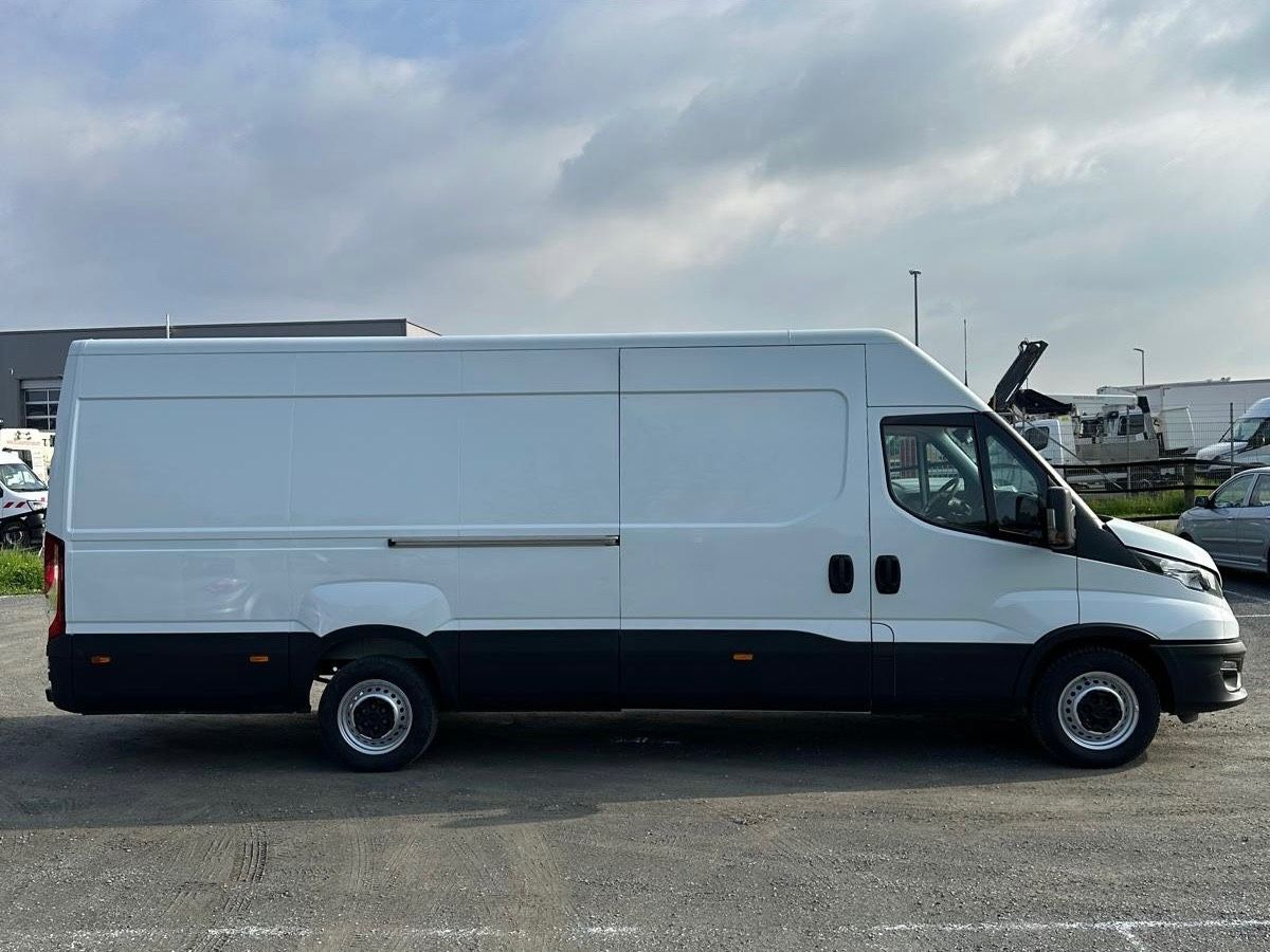 Iveco Daily 35S14 *MAXI* Radstand 4100*Kamera*TOP - Dubă: Foto 5 Iveco Daily 35S14 *MAXI* Radstand 4100*Kamera*TOP - Dubă: Foto 5