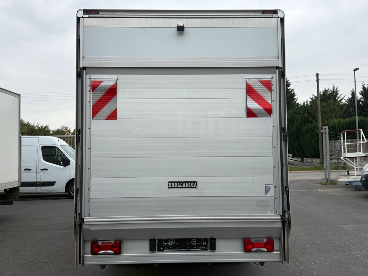 Iveco Daily 70C18 HiMatic / Luft/ Lbw./ Klima/ E6/ Top - Autoutilitară box: Foto 5 Iveco Daily 70C18 HiMatic / Luft/ Lbw./ Klima/ E6/ Top - Autoutilitară box: Foto 5