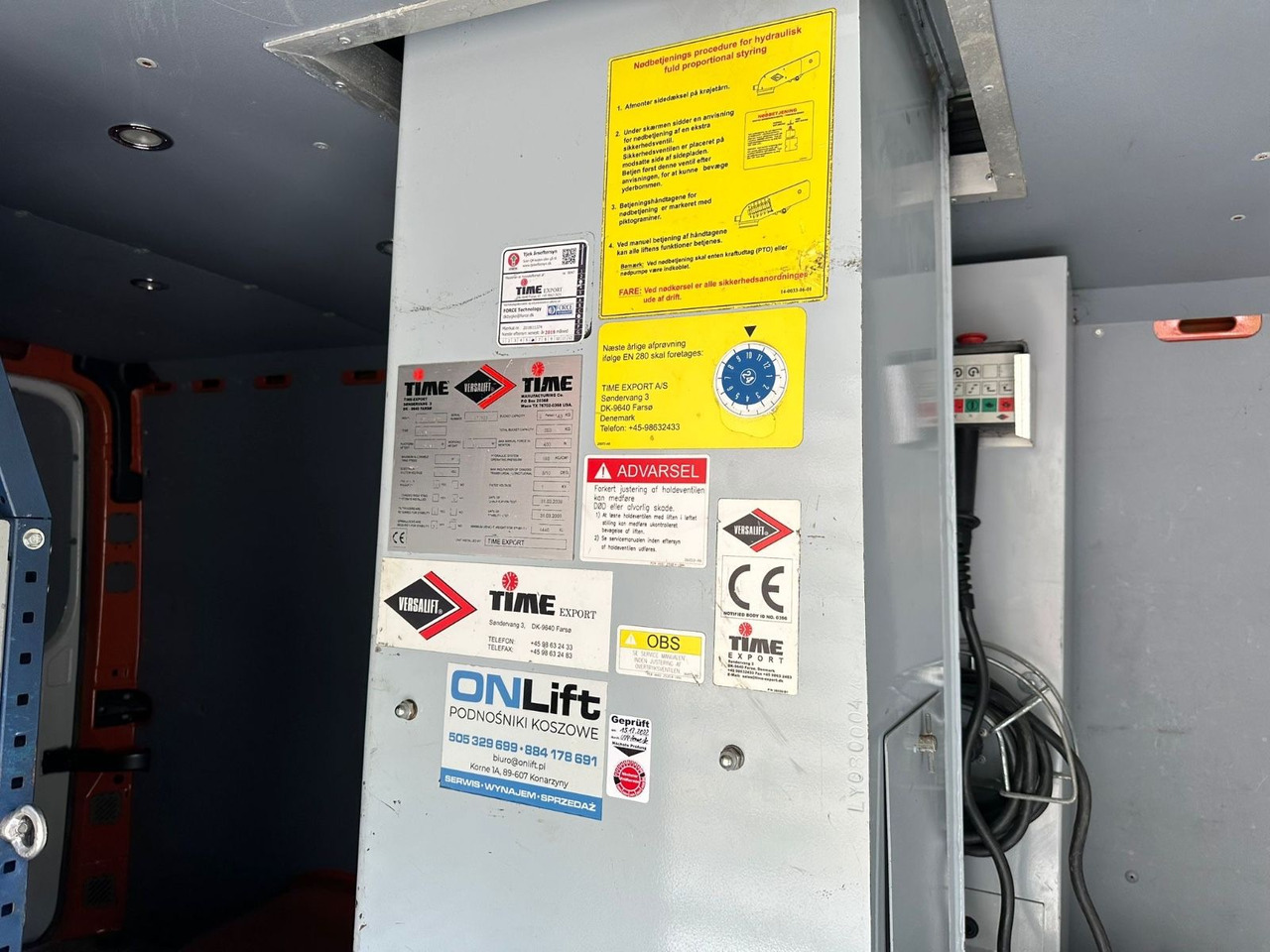 Camion cu nacela Mercedes-Benz Sprinter 515 CDI 4X4|13,2m Versailift ET-38-LFH: Foto 11 Camion cu nacela Mercedes-Benz Sprinter 515 CDI 4X4|13,2m Versailift ET-38-LFH: Foto 11