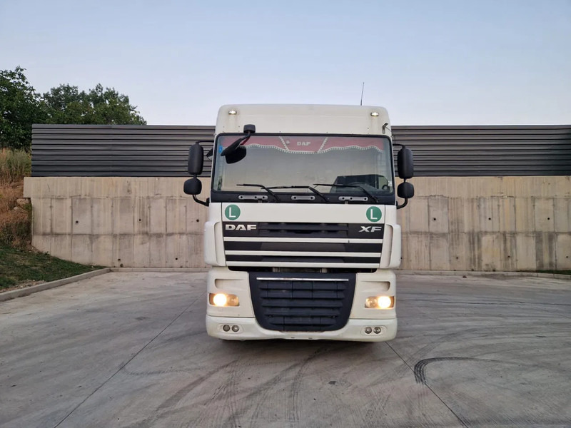 DAF XF 106.460 - Tractor terminal: Foto 1 DAF XF 106.460 - Tractor terminal: Foto 1