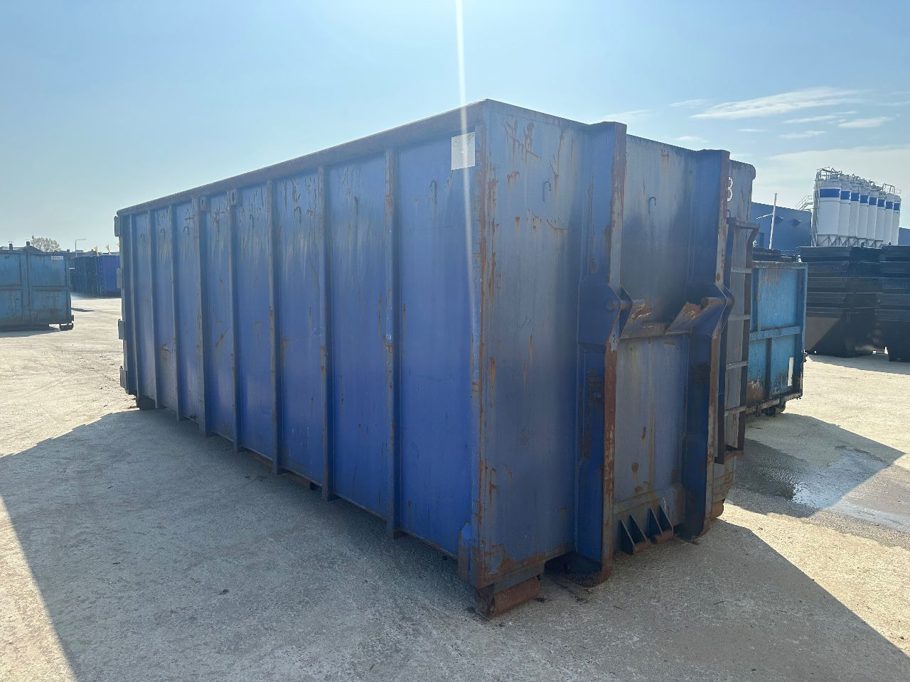 Alustahl 32 m3 met 1 grote achterdeur - Suprastructură interschimbabilă/ Container: Foto 2 Alustahl 32 m3 met 1 grote achterdeur - Suprastructură interschimbabilă/ Container: Foto 2