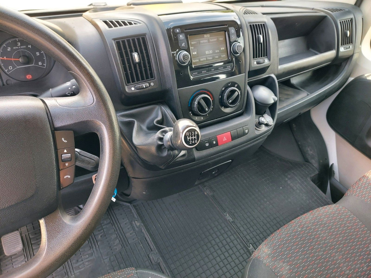 Autoutilitară cu platformă, Autoutilitară cabină dublă Citroën Jumper Pritsche Doka 35 L3 Heavy HDi 130: Foto 10
