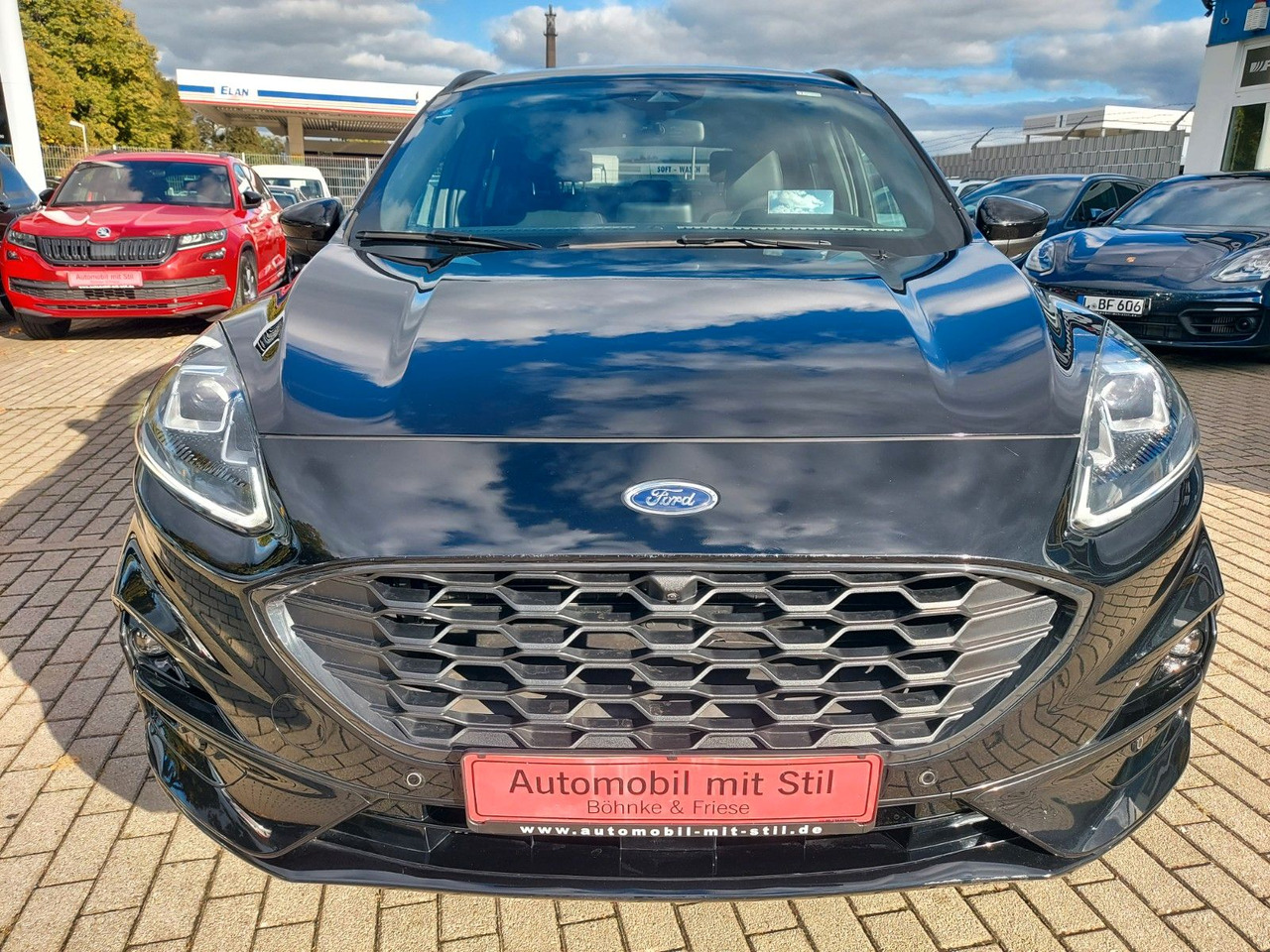 Ford Kuga Plug-In Hybrid ST-Line X ACC Assist 360° - SUV: Foto 3 Ford Kuga Plug-In Hybrid ST-Line X ACC Assist 360° - SUV: Foto 3