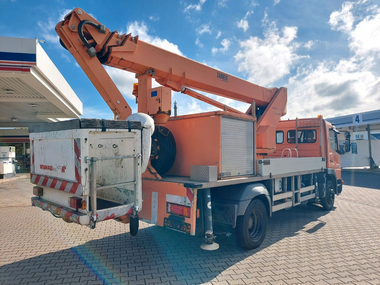 Mercedes-Benz ATEGO 1323 HUBSTEIGER WUMAG WT220H - Camion cu nacela: Foto 4 Mercedes-Benz ATEGO 1323 HUBSTEIGER WUMAG WT220H - Camion cu nacela: Foto 4