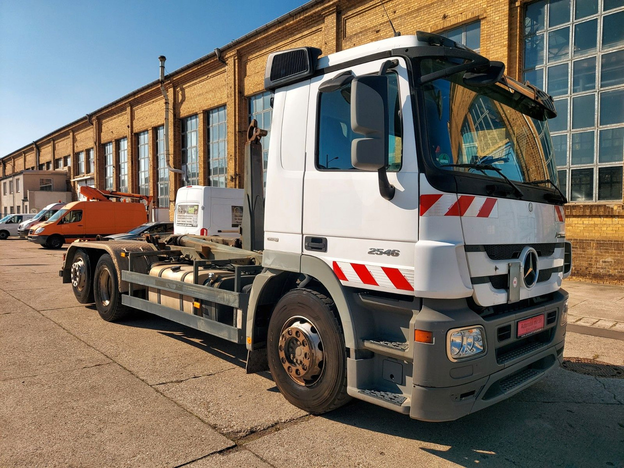 Mercedes-Benz Actros 6-Zyl. 2546 ABROLLKIPPER MEILER - Camion cu cârlig: Foto 2 Mercedes-Benz Actros 6-Zyl. 2546 ABROLLKIPPER MEILER - Camion cu cârlig: Foto 2