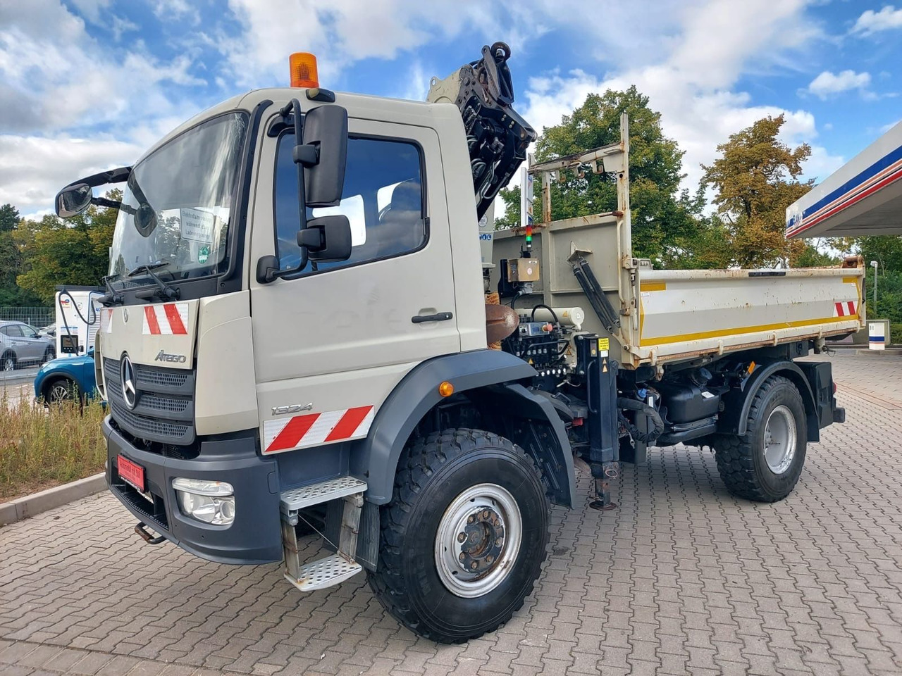 Mercedes-Benz Atego / 1324 MEILLER 4X4 KRAN ATLAS 116.3 Kipper - Camion basculantă, Camion cu macara: Foto 1 Mercedes-Benz Atego / 1324 MEILLER 4X4 KRAN ATLAS 116.3 Kipper - Camion basculantă, Camion cu macara: Foto 1