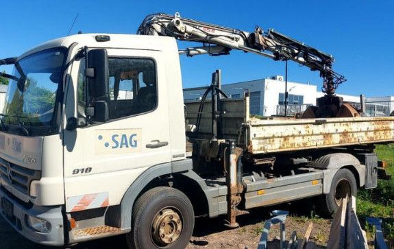 Mercedes-Benz Atego 2 4-Zyl. 4x2 918 4x2 KRAN TEREX 65.2 - Camion basculantă, Camion cu macara: Foto 3 Mercedes-Benz Atego 2 4-Zyl. 4x2 918 4x2 KRAN TEREX 65.2 - Camion basculantă, Camion cu macara: Foto 3