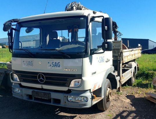 Mercedes-Benz Atego 2 4-Zyl. 4x2 918 4x2 KRAN TEREX 65.2 - Camion basculantă, Camion cu macara: Foto 2 Mercedes-Benz Atego 2 4-Zyl. 4x2 918 4x2 KRAN TEREX 65.2 - Camion basculantă, Camion cu macara: Foto 2