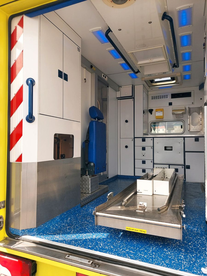 Leasing de  Mercedes-Benz Sprinter II Pritsche 516 Autom. RTW Ambulance Mercedes-Benz Sprinter II Pritsche 516 Autom. RTW Ambulance: Foto 25