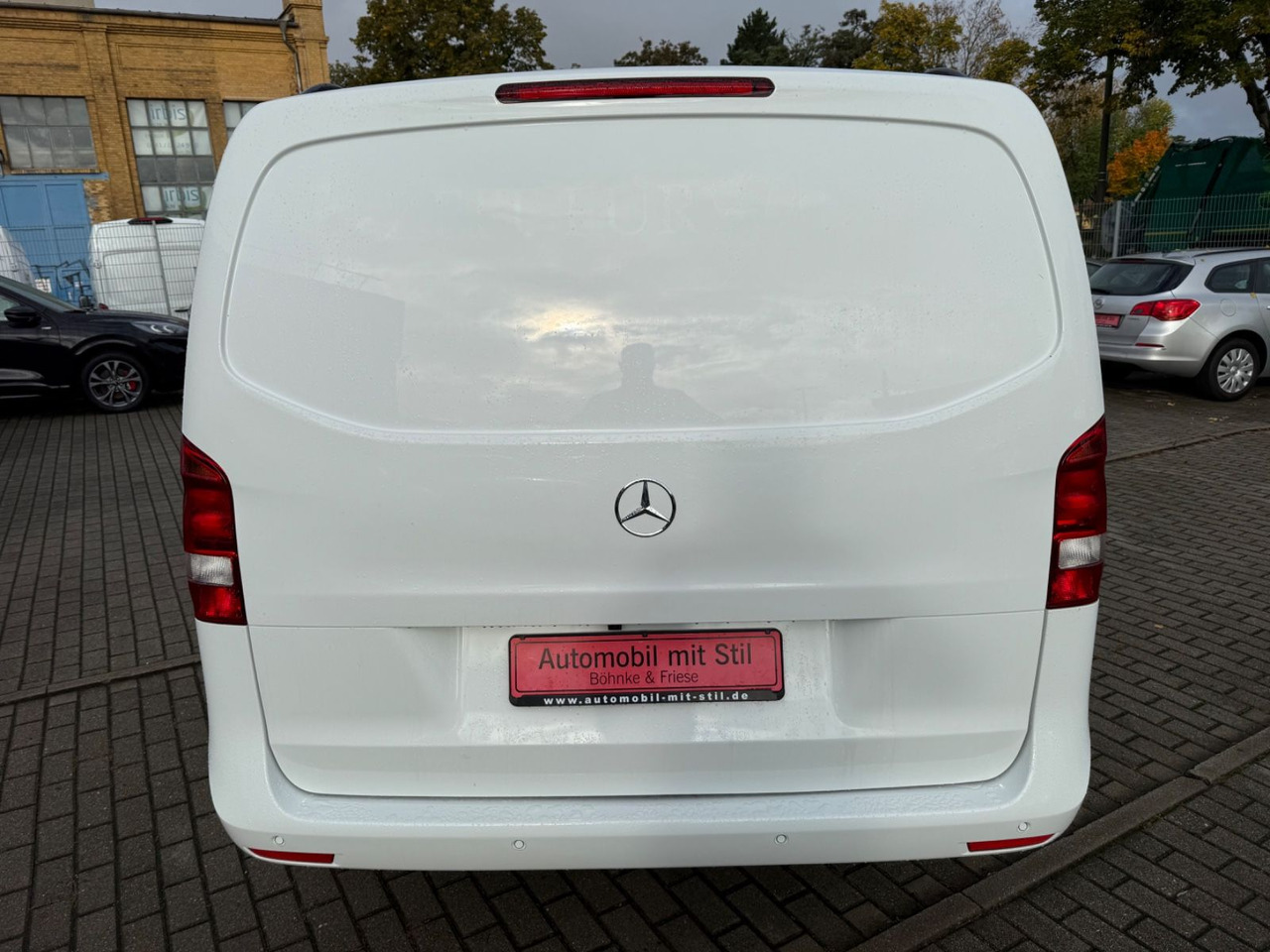 Mercedes-Benz Vito Kasten 114 CDI RWD lang KLIMA NAVI KAMERA P - Transport persoane: Foto 5 Mercedes-Benz Vito Kasten 114 CDI RWD lang KLIMA NAVI KAMERA P - Transport persoane: Foto 5
