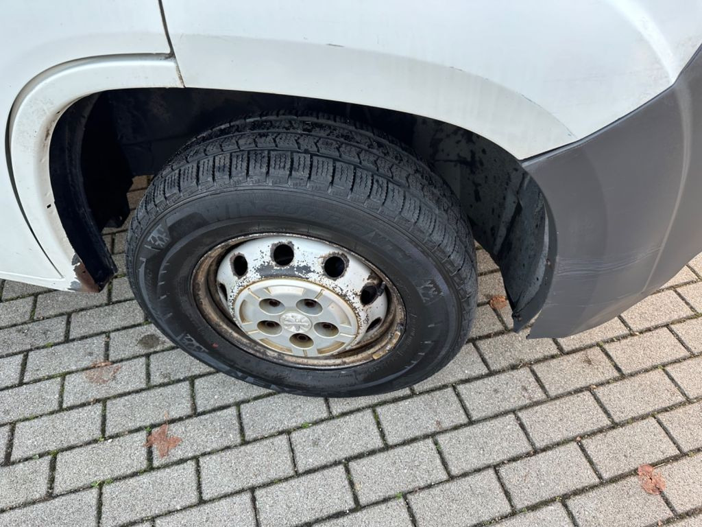 Peugeot Boxer Kasten L1H1 Komfort HDi 150 TÜV NEU KLIMA - Microbuz, Transport persoane: Foto 2 Peugeot Boxer Kasten L1H1 Komfort HDi 150 TÜV NEU KLIMA - Microbuz, Transport persoane: Foto 2