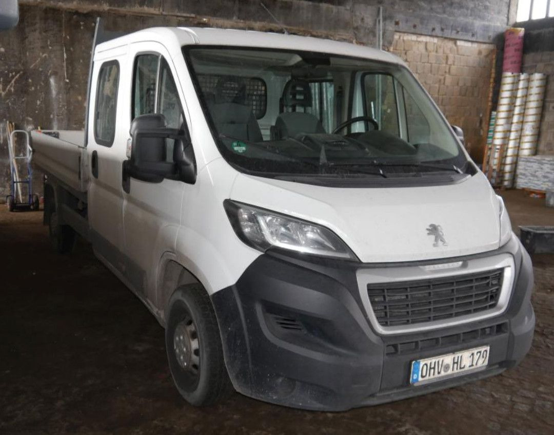 Peugeot Boxer Pritsche Doka. 335 L3 BlueHDi 130 Klima - Autoutilitară cu platformă, Autoutilitară cabină dublă: Foto 3 Peugeot Boxer Pritsche Doka. 335 L3 BlueHDi 130 Klima - Autoutilitară cu platformă, Autoutilitară cabină dublă: Foto 3