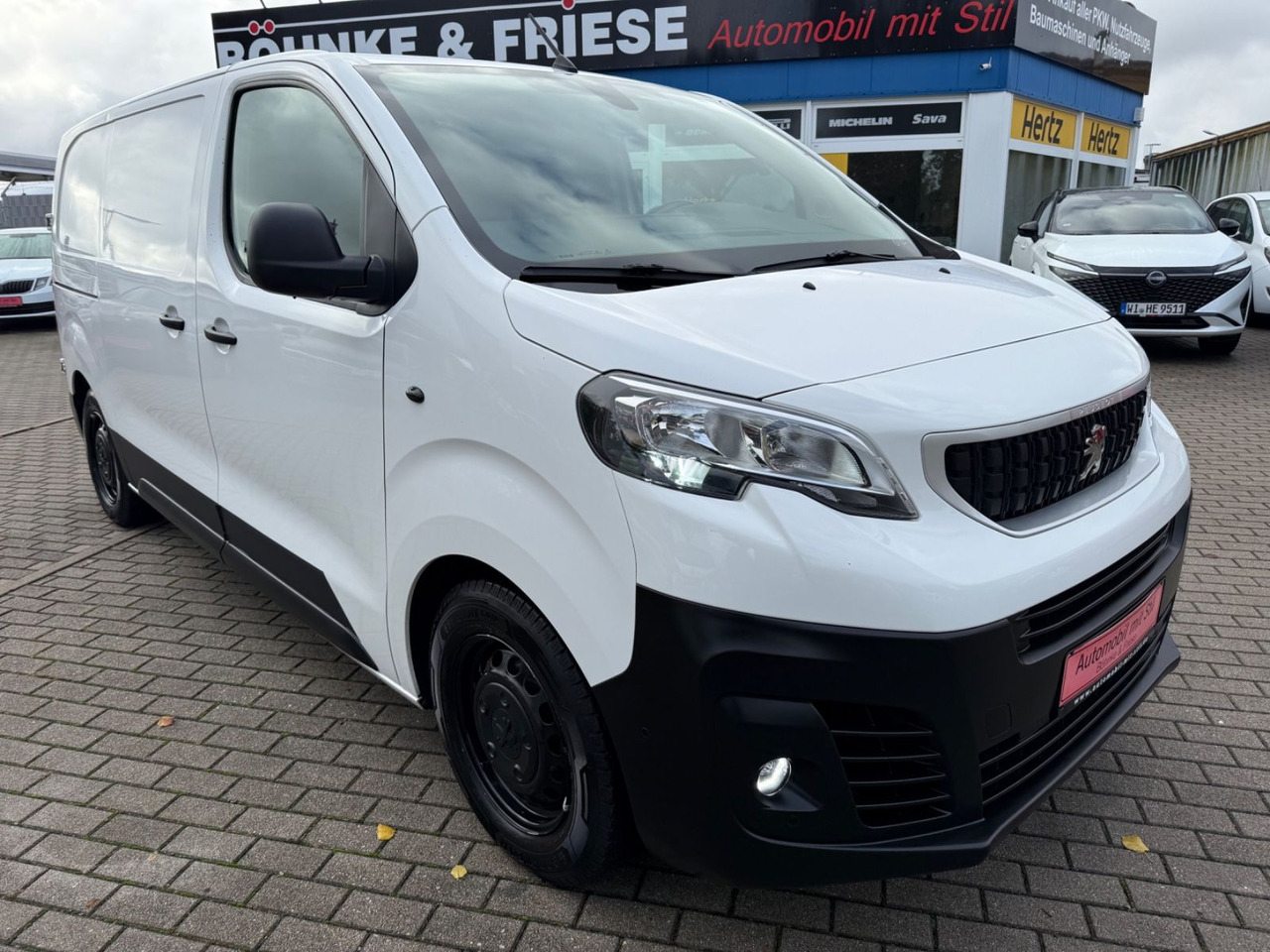 Peugeot Expert Kasten Premium L2 SHZ KLIMA STANDHEIZUNG - Transport persoane: Foto 2 Peugeot Expert Kasten Premium L2 SHZ KLIMA STANDHEIZUNG - Transport persoane: Foto 2