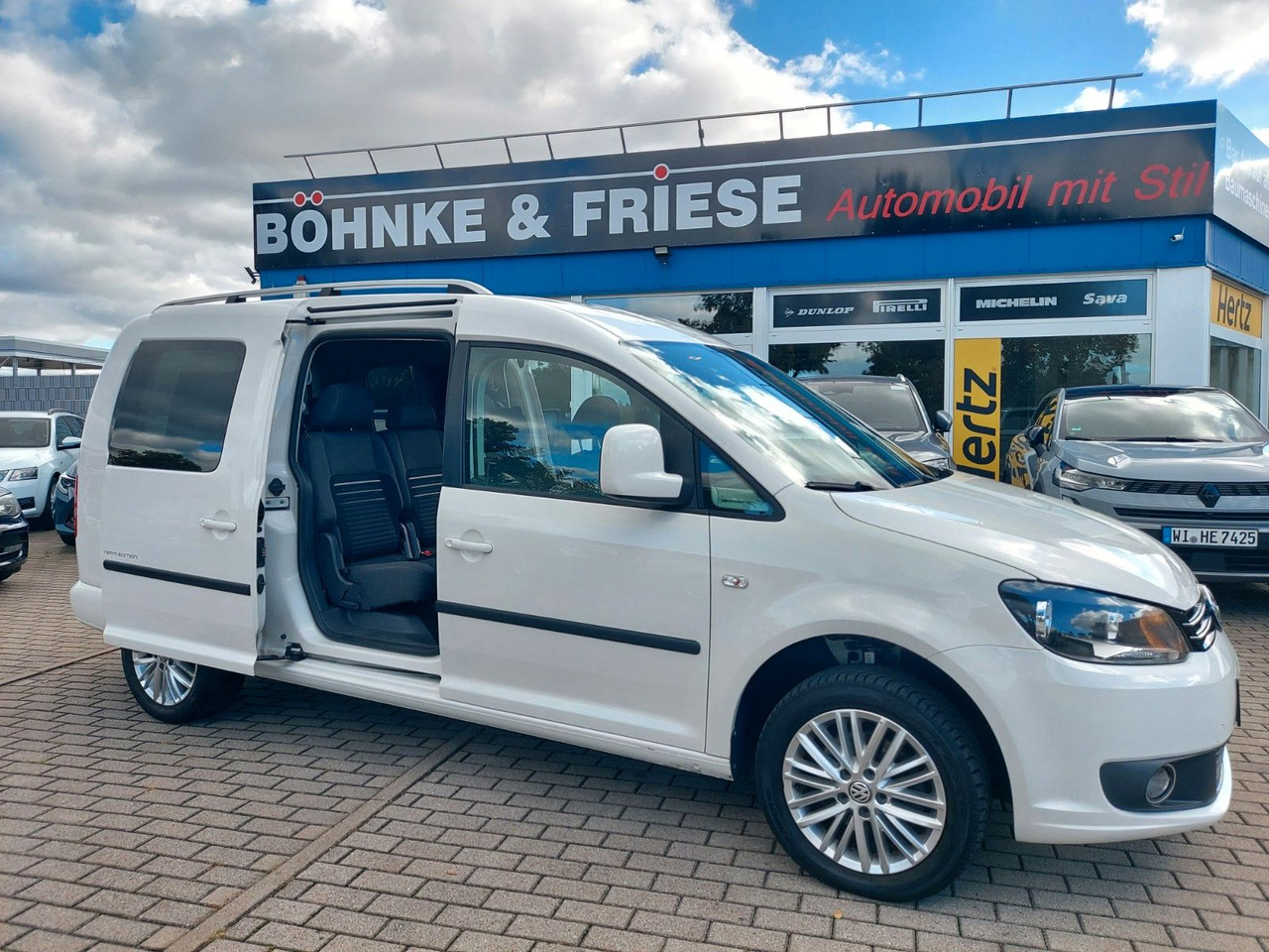 Volkswagen Caddy Kombi Maxi Comfortline 7 Sitze Team - Transport persoane: Foto 1 Volkswagen Caddy Kombi Maxi Comfortline 7 Sitze Team - Transport persoane: Foto 1