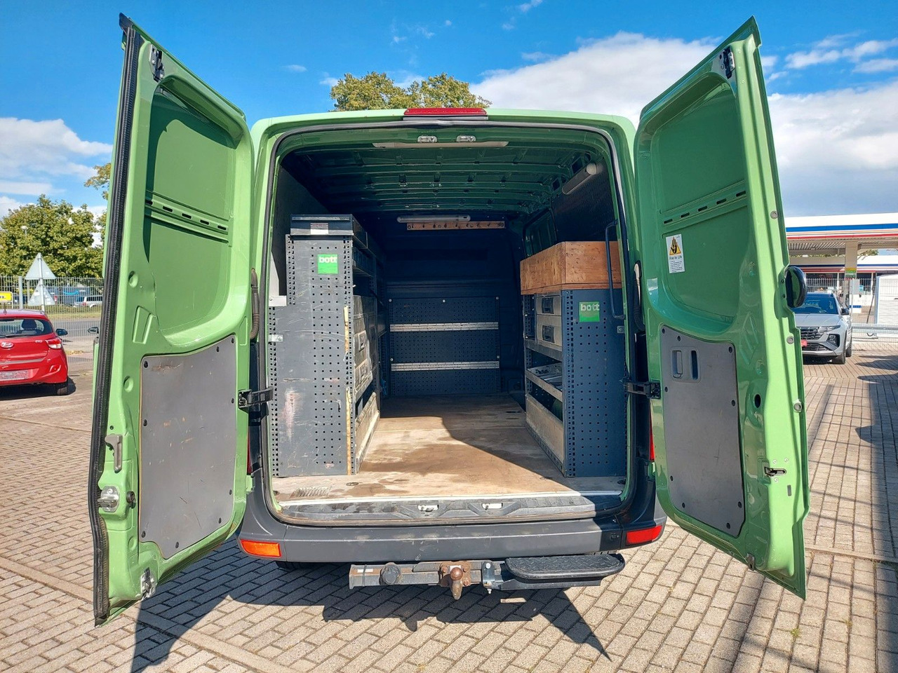 Volkswagen Crafter Kasten 35 mittel L2H1 Klima Standheiz. - Transport persoane: Foto 3 Volkswagen Crafter Kasten 35 mittel L2H1 Klima Standheiz. - Transport persoane: Foto 3