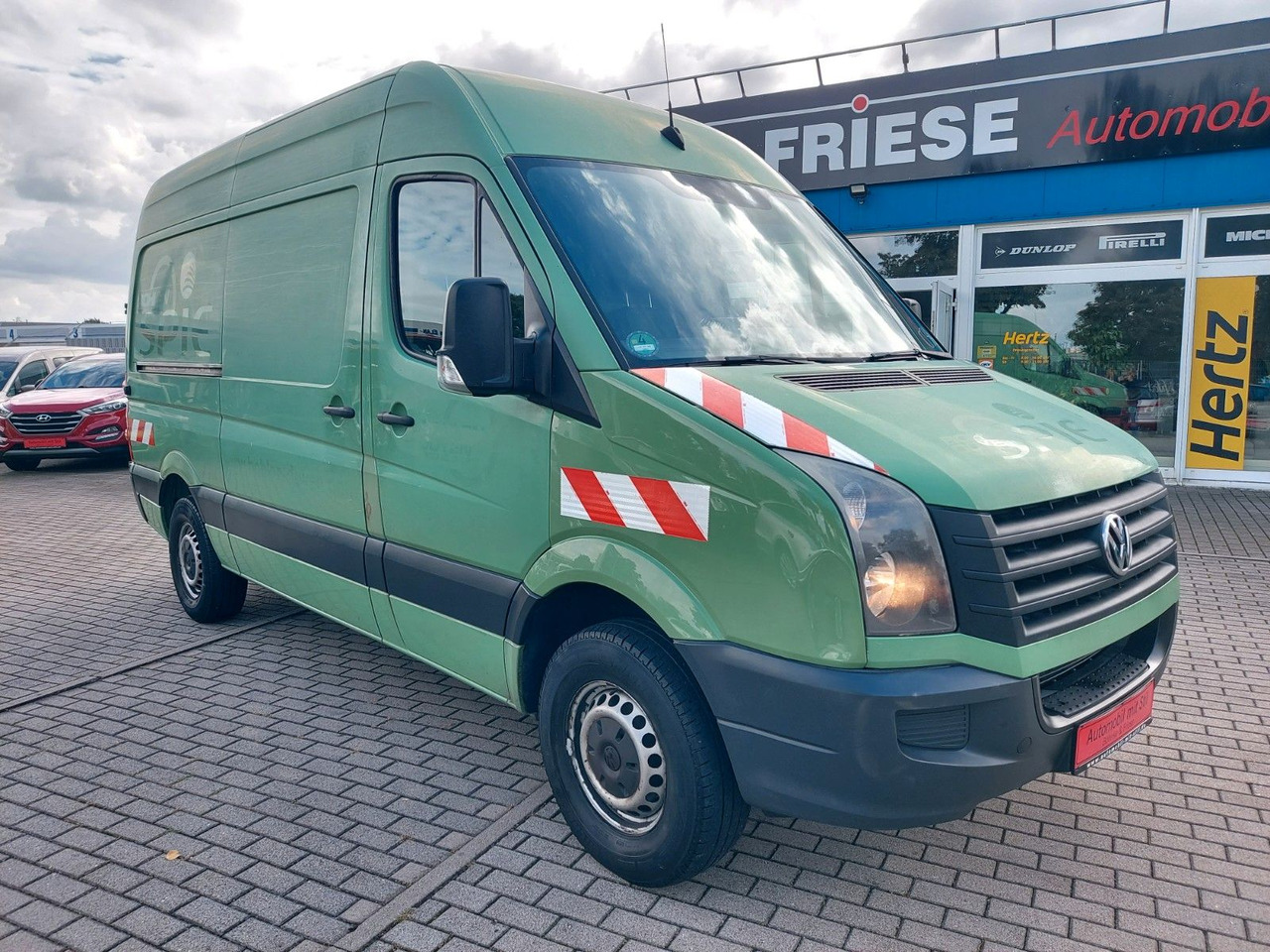 Volkswagen Crafter Kasten 35 mittel L2H2 Hochdach Klima AHK - Dubă: Foto 2 Volkswagen Crafter Kasten 35 mittel L2H2 Hochdach Klima AHK - Dubă: Foto 2