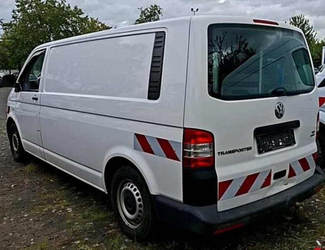 Volkswagen T5 Transporter Kasten Kombi lang 4Motion - Transport persoane: Foto 4 Volkswagen T5 Transporter Kasten Kombi lang 4Motion - Transport persoane: Foto 4
