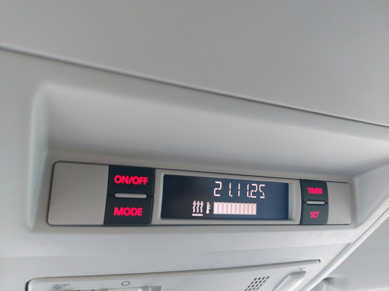 Volkswagen T6 Transporter Kasten 4Motion LED DSG 3 SITZE - Transport persoane: Foto 2 Volkswagen T6 Transporter Kasten 4Motion LED DSG 3 SITZE - Transport persoane: Foto 2