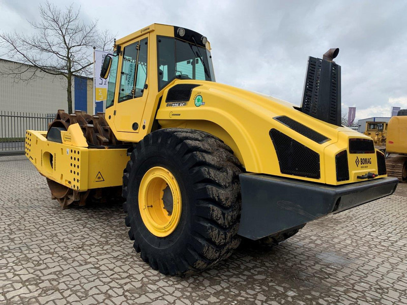 Bomag BW 226 DH-4I BVC NVT - Compactor: Foto 1 Bomag BW 226 DH-4I BVC NVT - Compactor: Foto 1