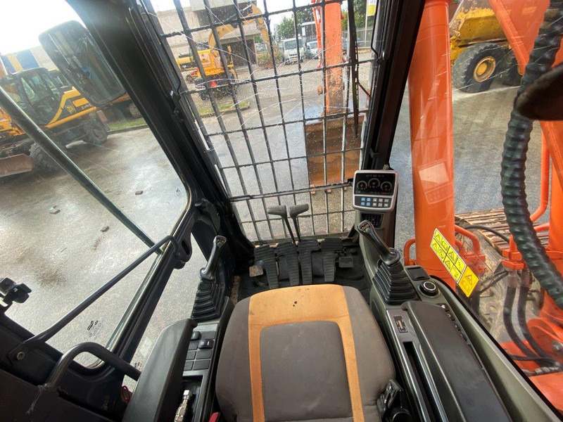 Doosan DX 255 LC NVT - Excavator pe şenile: Foto 4 Doosan DX 255 LC NVT - Excavator pe şenile: Foto 4