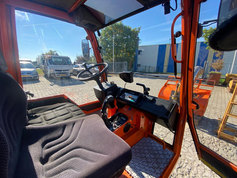 Holder C3.42 NVT - Utilaj deszăpezire: Foto 5 Holder C3.42 NVT - Utilaj deszăpezire: Foto 5