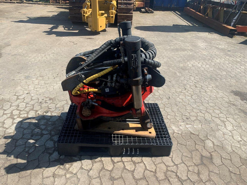 INDEXATOR R8 - Tiltrotator: Foto 3 INDEXATOR R8 - Tiltrotator: Foto 3
