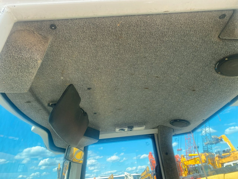 Încărcător frontal pe pneuri Liebherr L506 stereo NVT: Foto 11 Încărcător frontal pe pneuri Liebherr L506 stereo NVT: Foto 11