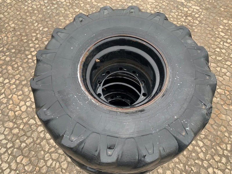 Michelin XF - Anvelopă: Foto 5 Michelin XF - Anvelopă: Foto 5