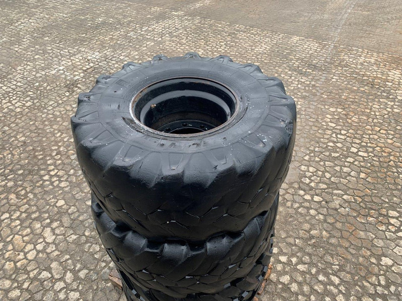 Michelin XF - Anvelopă: Foto 3 Michelin XF - Anvelopă: Foto 3