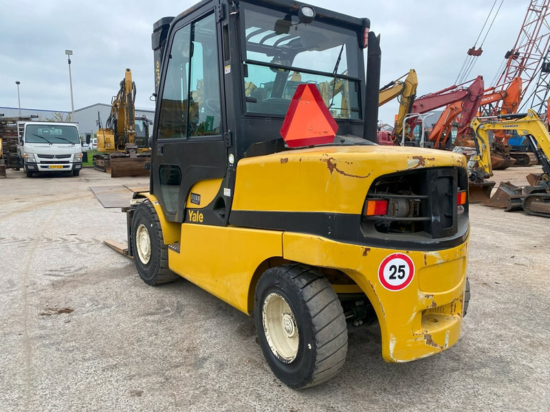 Yale GDP45 VX6 NVT - Stivuitor diesel: Foto 2 Yale GDP45 VX6 NVT - Stivuitor diesel: Foto 2